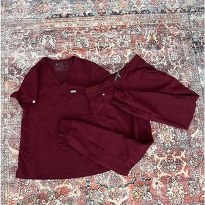 FIGS Burgundy Scrub Top Size Small